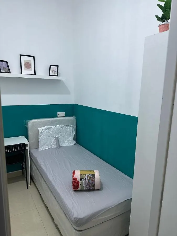 Homestay Short Stay Partition Room In Al Barsha 1 Near Mashreq Metro Dubai United Arab Emirates